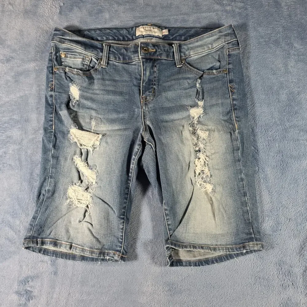 Torrid Women’s Size 14 Distressed Denim Bermuda Shorts Medium Wash Ripped